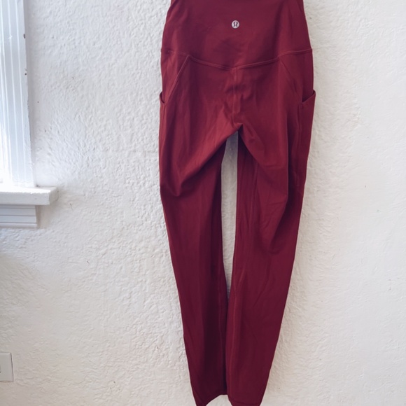 Lululemon HR Align Legging 25" with pockets - Picture 2 of 3